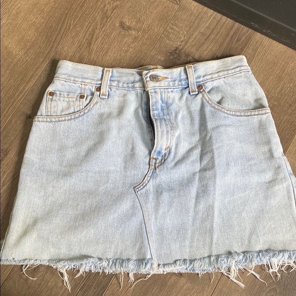 Levi’s Mini Skirt in Light Blue